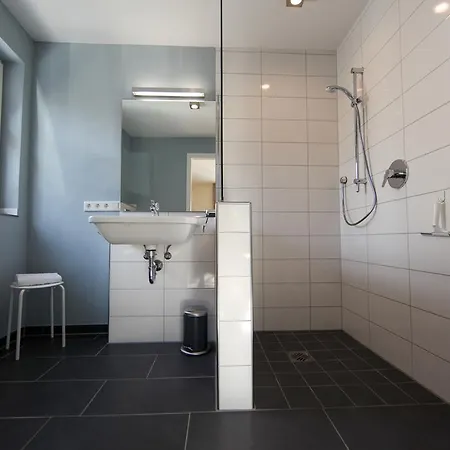 Christina باد فيندشايم